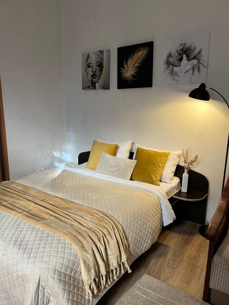 Cozy Apartment Near The Lviv National Opera Εξωτερικό φωτογραφία